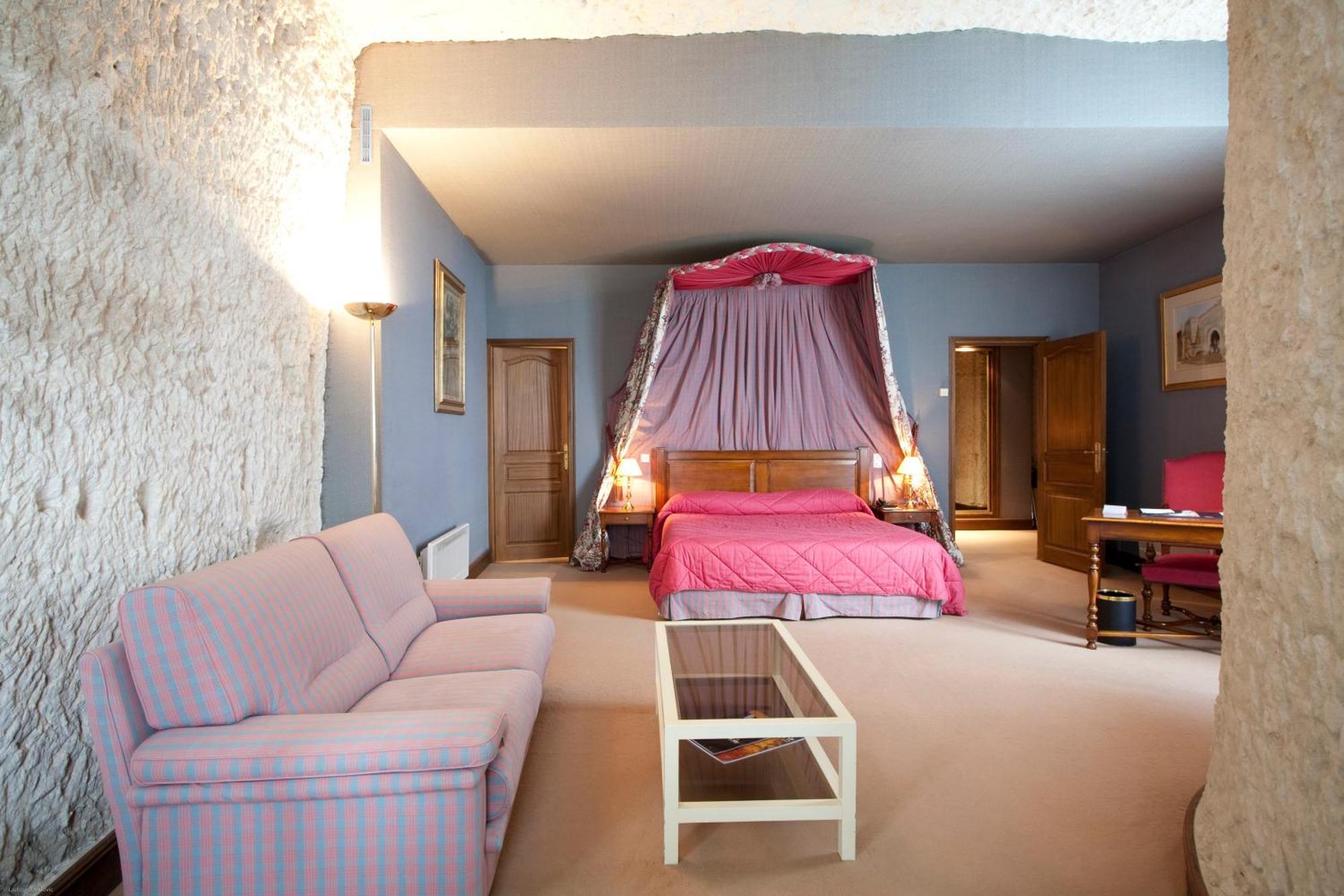 Hotel Les Hautes Roches Рошекорбон Экстерьер фото