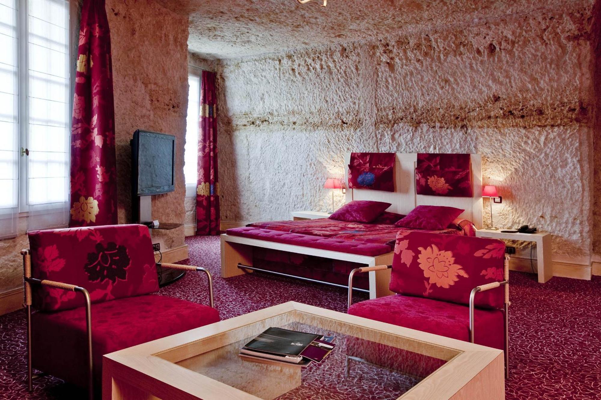 Hotel Les Hautes Roches Рошекорбон Экстерьер фото