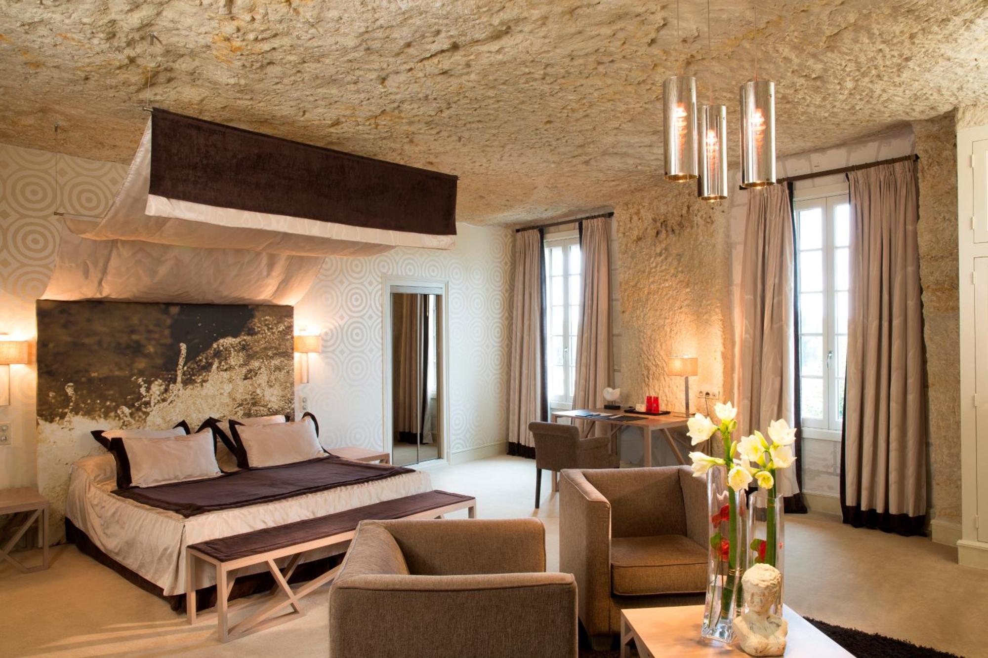 Hotel Les Hautes Roches Рошекорбон Экстерьер фото