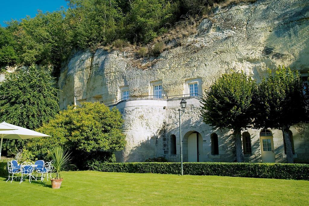 Hotel Les Hautes Roches Рошекорбон Экстерьер фото