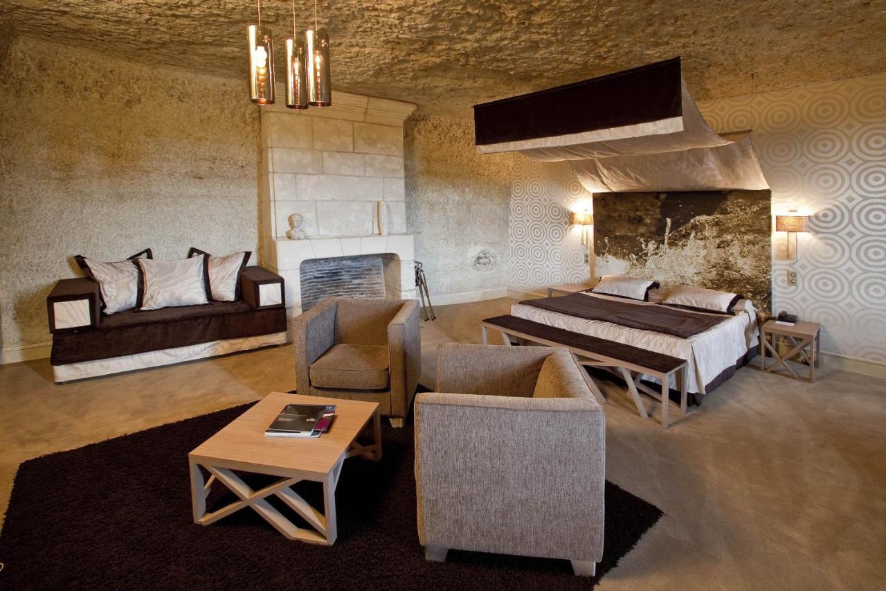 Hotel Les Hautes Roches Рошекорбон Экстерьер фото